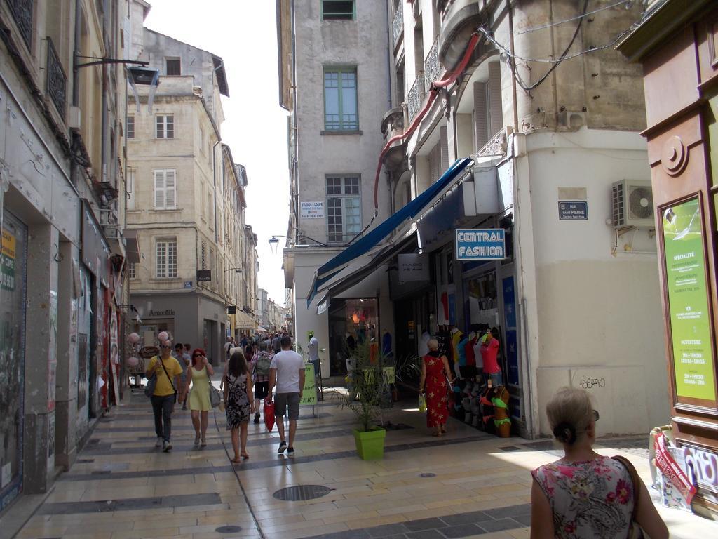 Studio Avignon Centre Le Saint Pierre Екстериор снимка